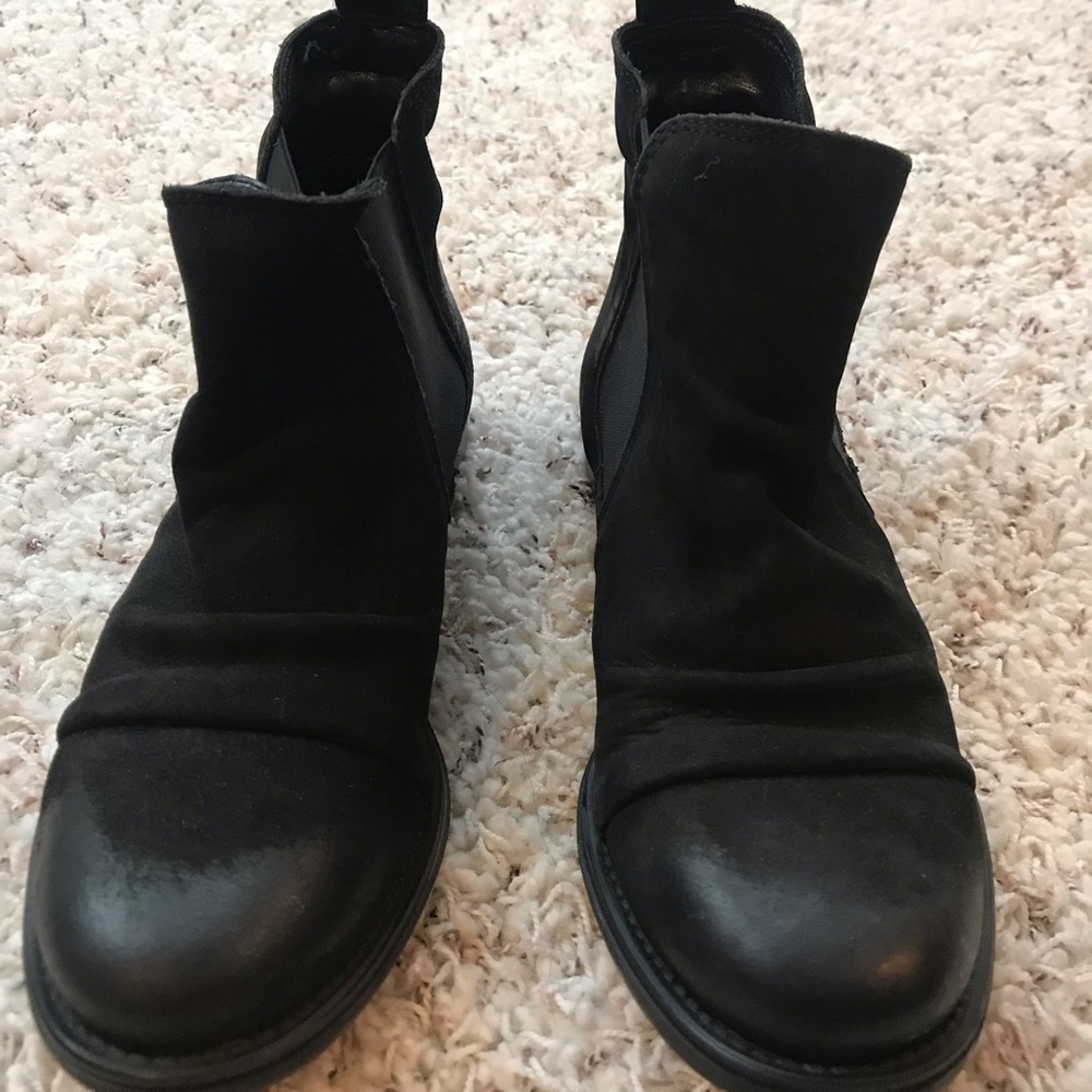 Ankle boots